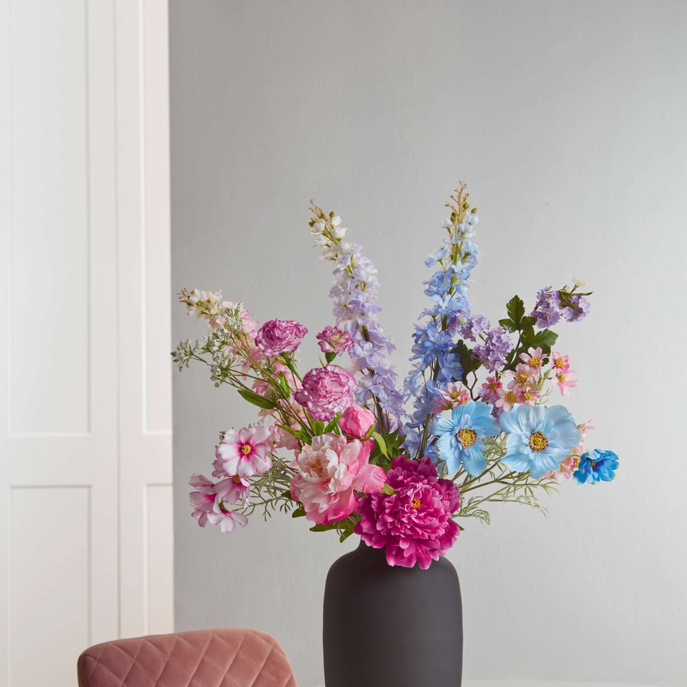 
                  
                    Dreamy Delphinium | M - Lila Flowers
                  
                