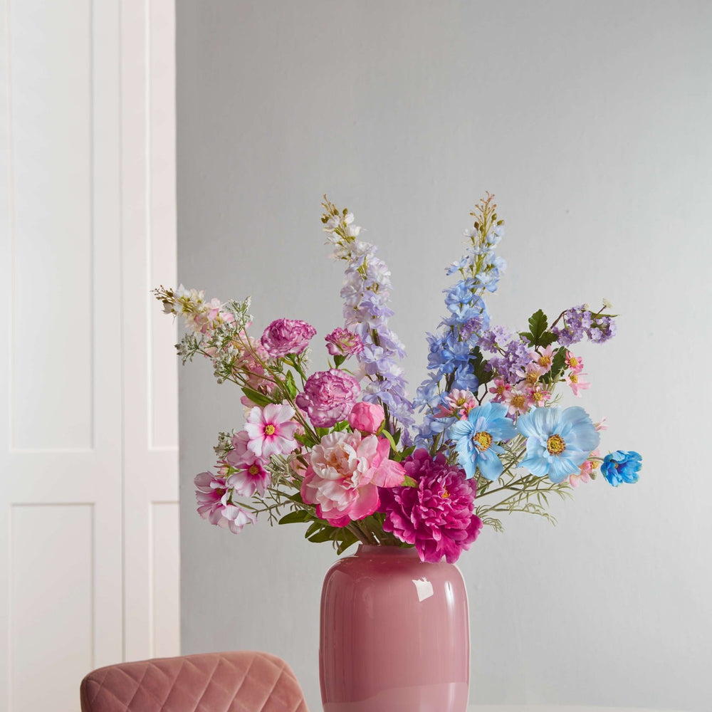 
                  
                    Dreamy Delphinium | M - Lila Flowers
                  
                
